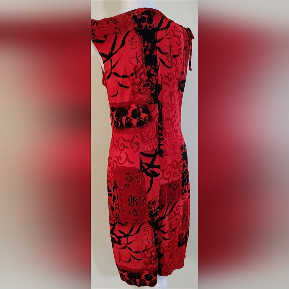 VINTAGE RARE Venus Red and Black V-neck Slip-on Dress Women's Size L - Picture 4 of 8